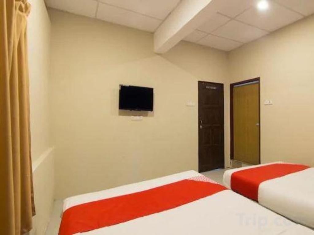 Oyo 44100 Hotel Casavilla Petaling Jaya Exterior photo