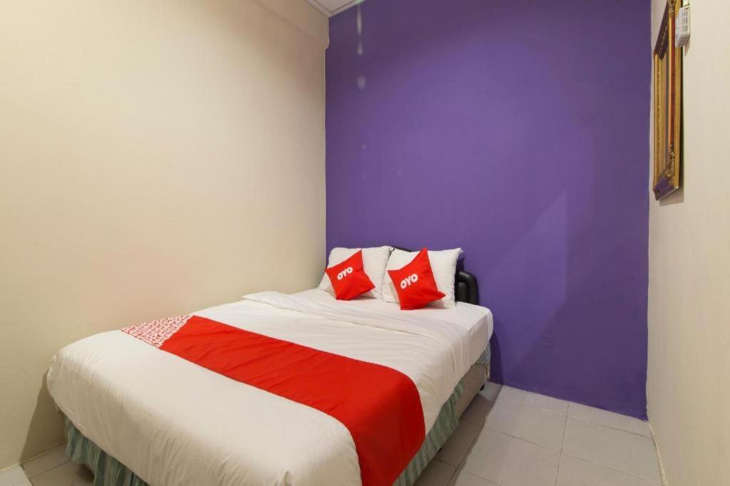 Oyo 44100 Hotel Casavilla Petaling Jaya Exterior photo