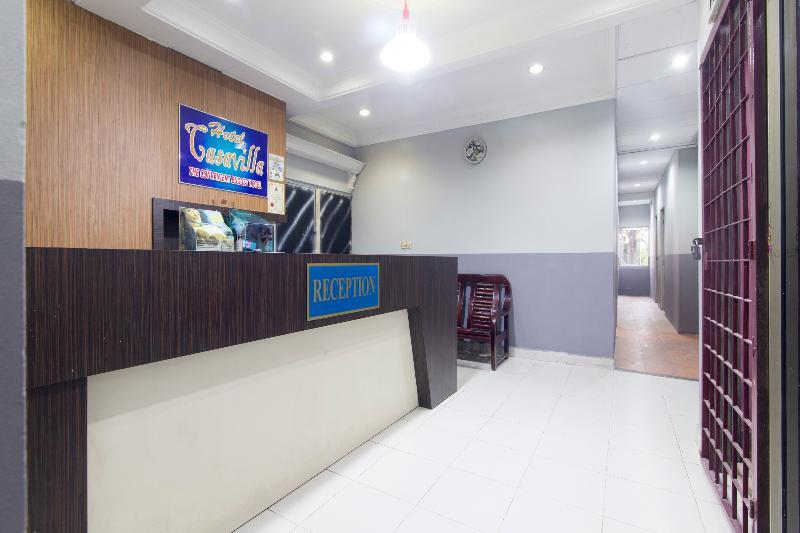 Oyo 44100 Hotel Casavilla Petaling Jaya Exterior photo
